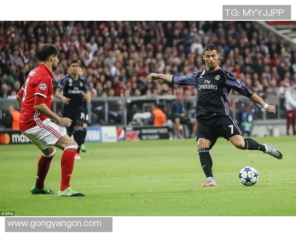 2020年拜仁慕尼黑与皇家马德里巅峰对决回顾与分析