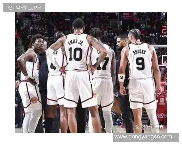 休斯顿火箭与灰熊激战成焦点双方球员表现精彩纷呈